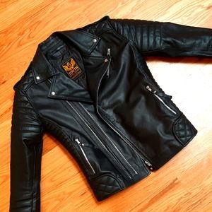 Leather Lambskin Biker Jacket: Slim Fit Black